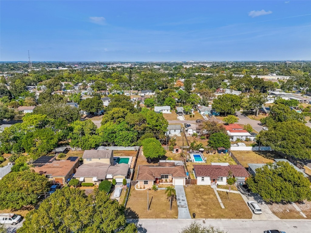 3125 31st Avenue N Saint Petersburg FL 33713 TB8449792 image27