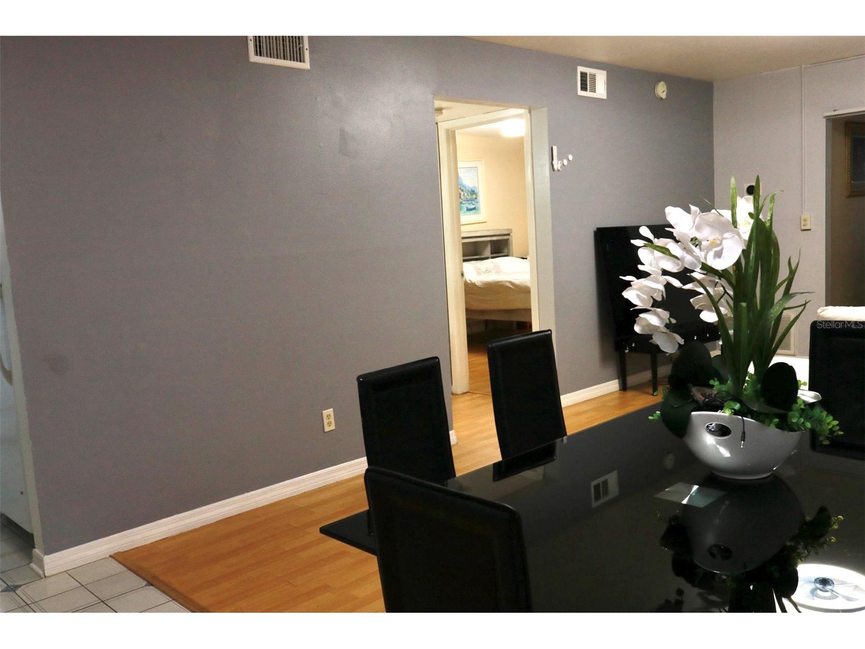 3125 36th Street N #103 Saint Petersburg FL 33713 TB8474118 image7