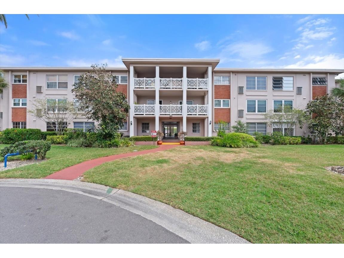 3125 36th Street N #108 Saint Petersburg FL 33713 A4604864 image1