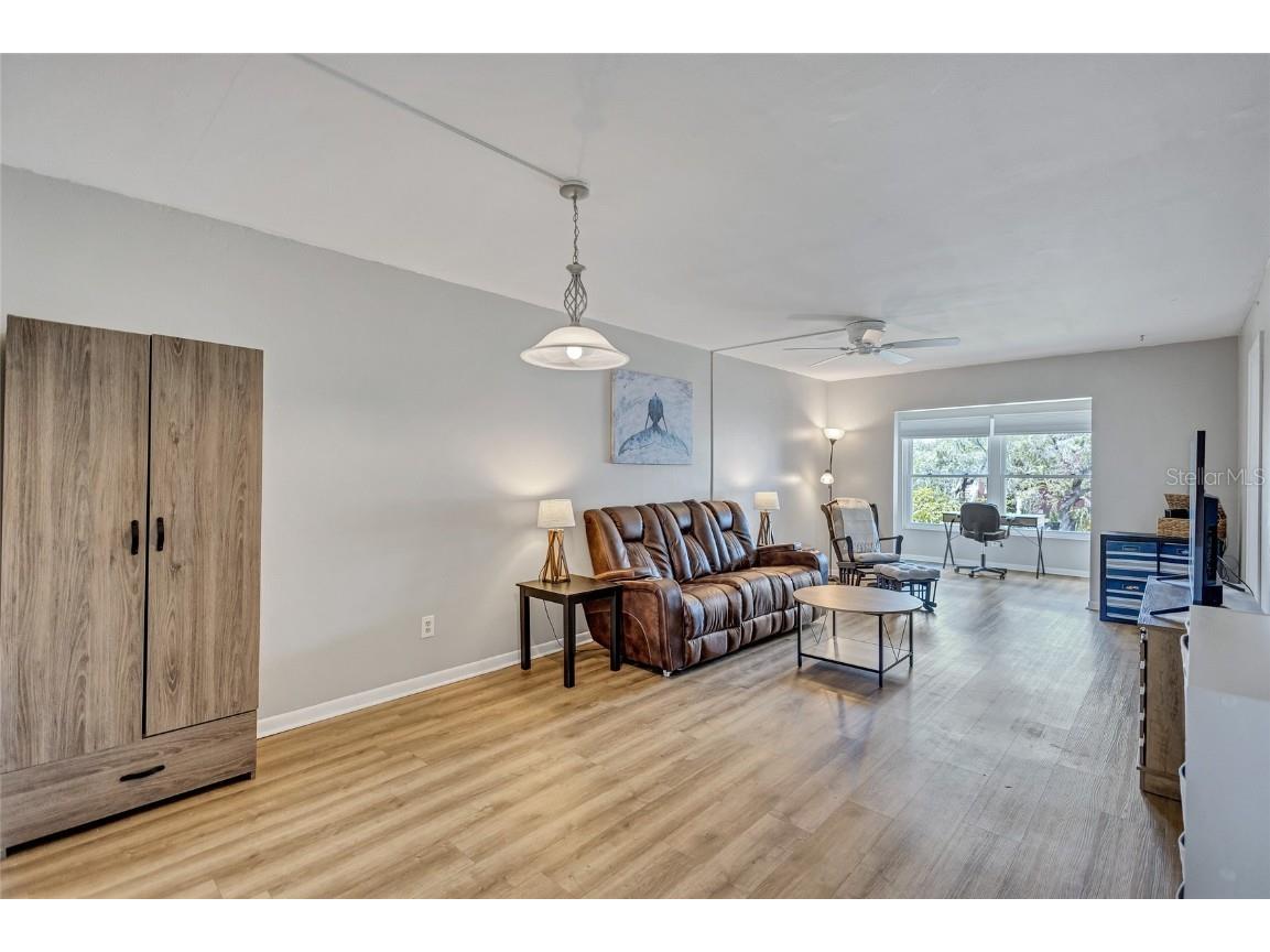 3125 36th Street N #208 Saint Petersburg FL 33713 TB8421568 image6