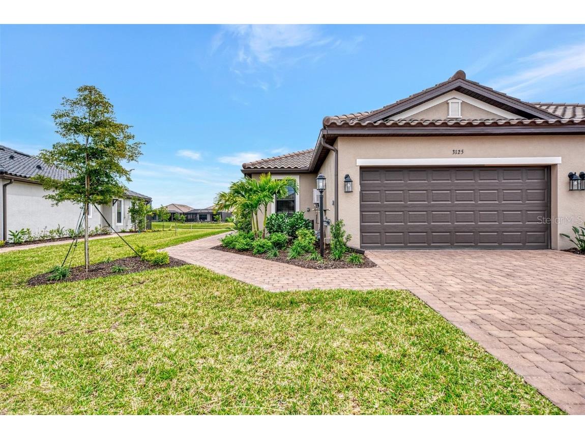 3125 Formia Court Bradenton FL 34211 A4643749 image1