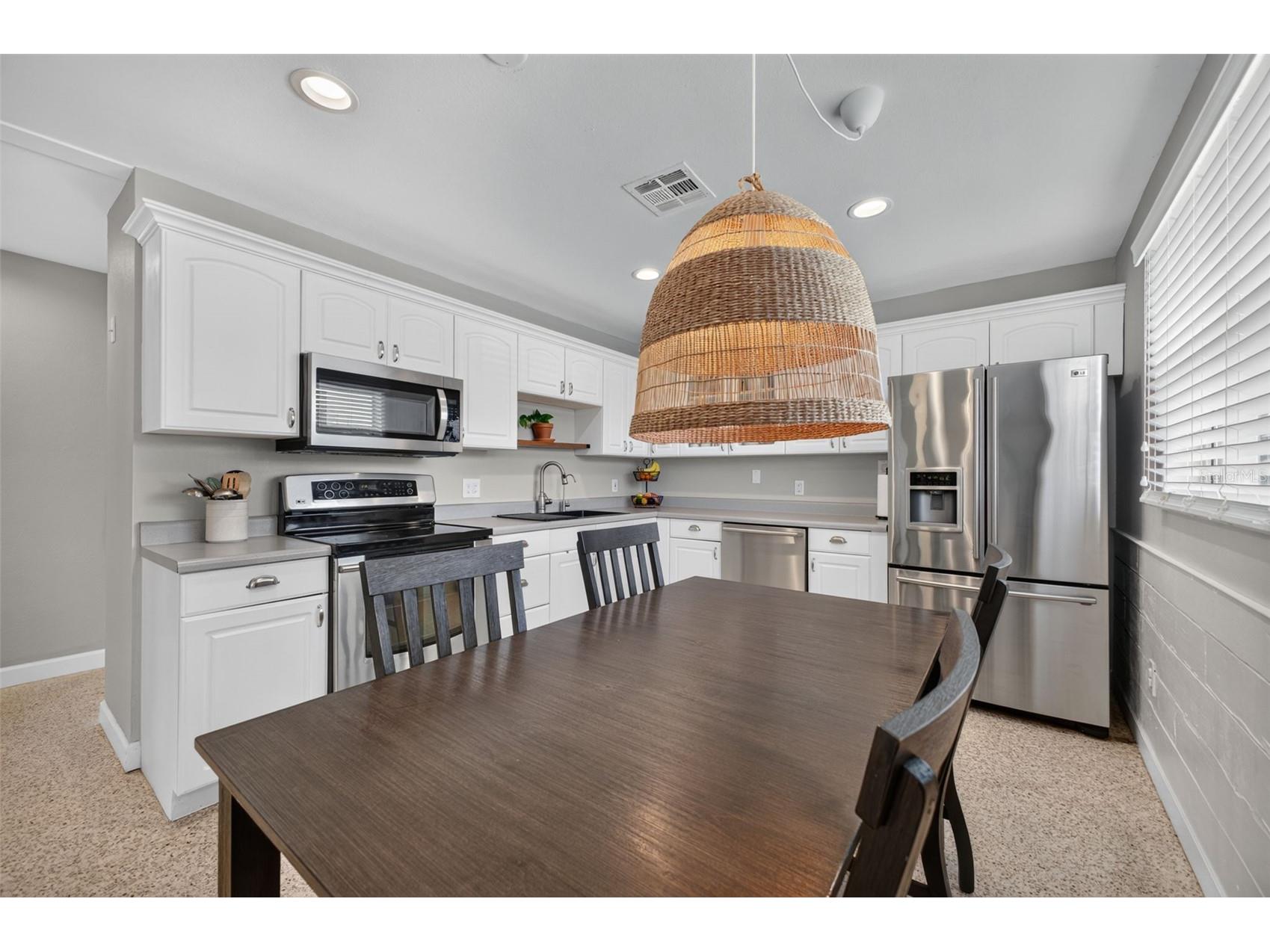 3125 Monica Parkway Sarasota FL 34234 A4699082 image22