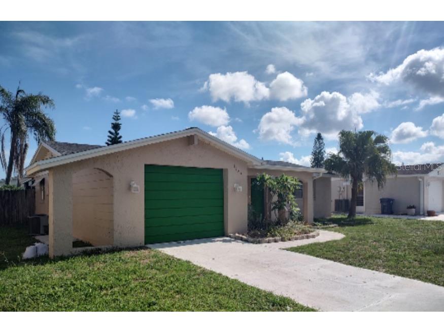 3125 Roxbury Drive Holiday FL 34691 W7856180 image1