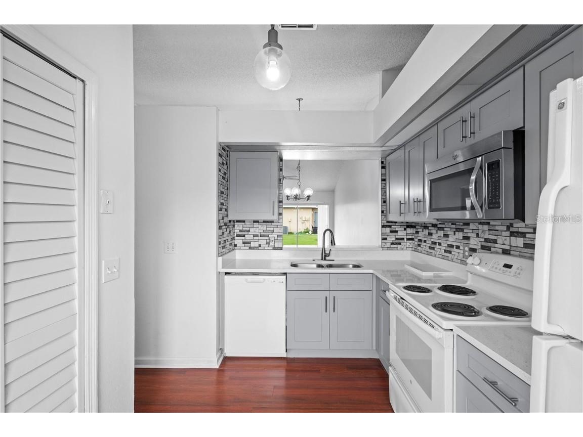 3125 Sandy Shore Lane Kissimmee FL 34743 O6353557 image4