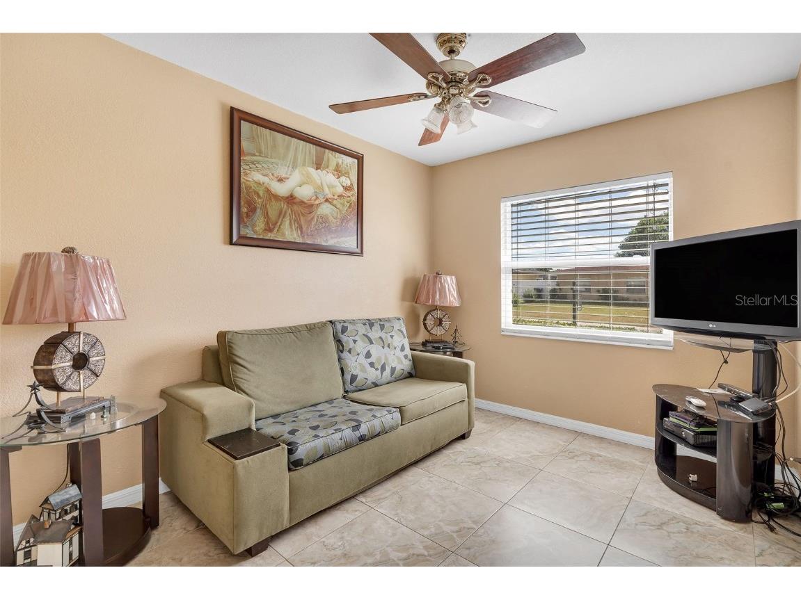 3125 W Henry Avenue Tampa FL 33614 TB8438592 image20