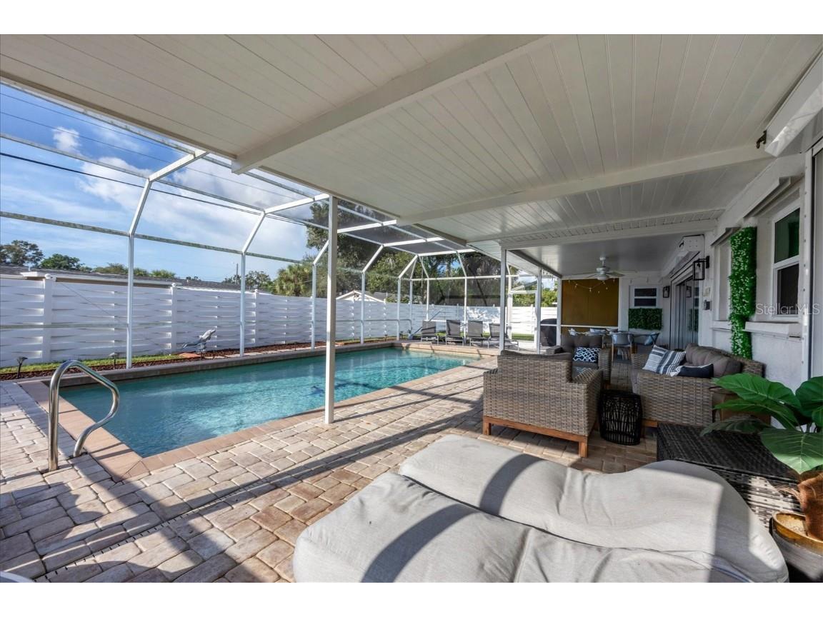 3126 Bougainvillea Street Sarasota FL 34239 A4598606 image21