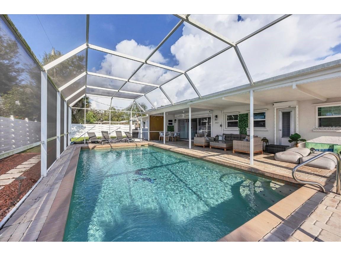 3126 Bougainvillea Street Sarasota FL 34239 A4598606 image23