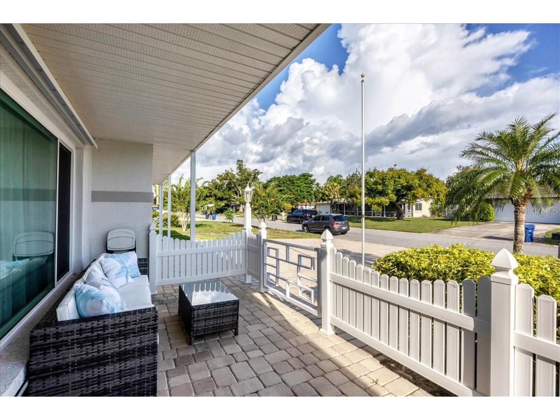 3126 Bougainvillea Street Sarasota FL 34239 A4598606 image4