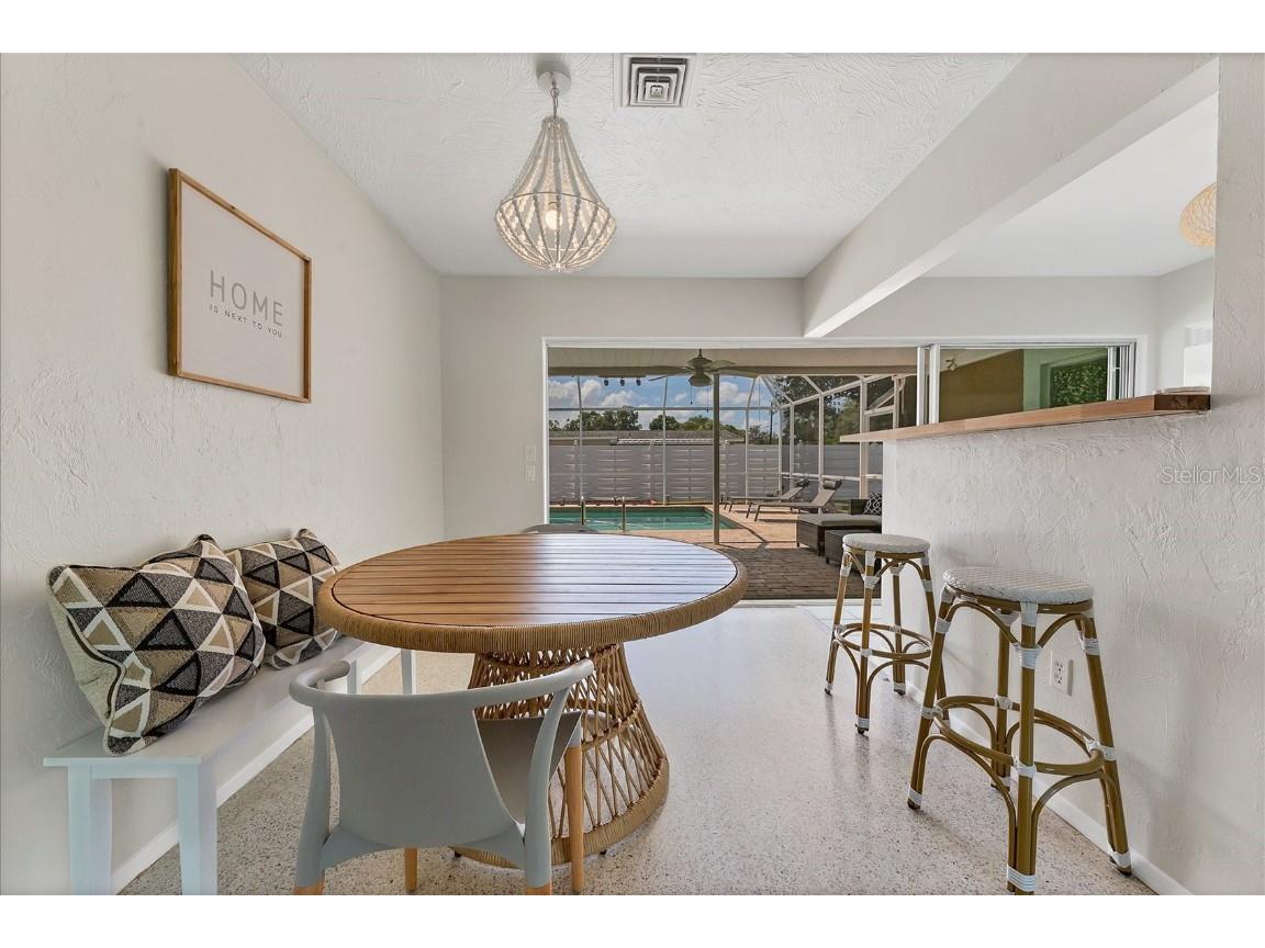 3126 Bougainvillea Street Sarasota FL 34239 A4598606 image8