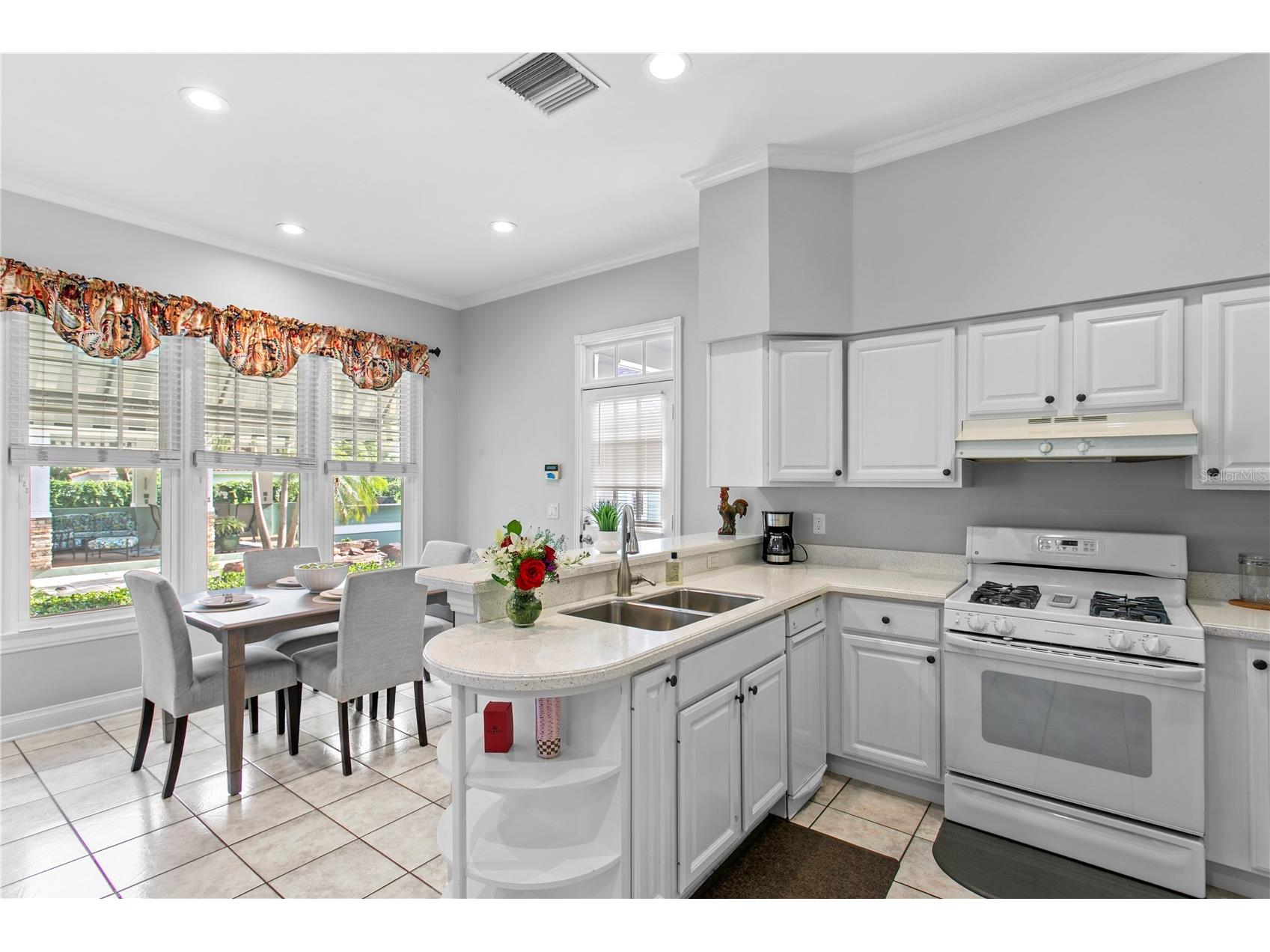 3126 W Oaklyn Avenue Tampa FL 33609 TB8507740 image44