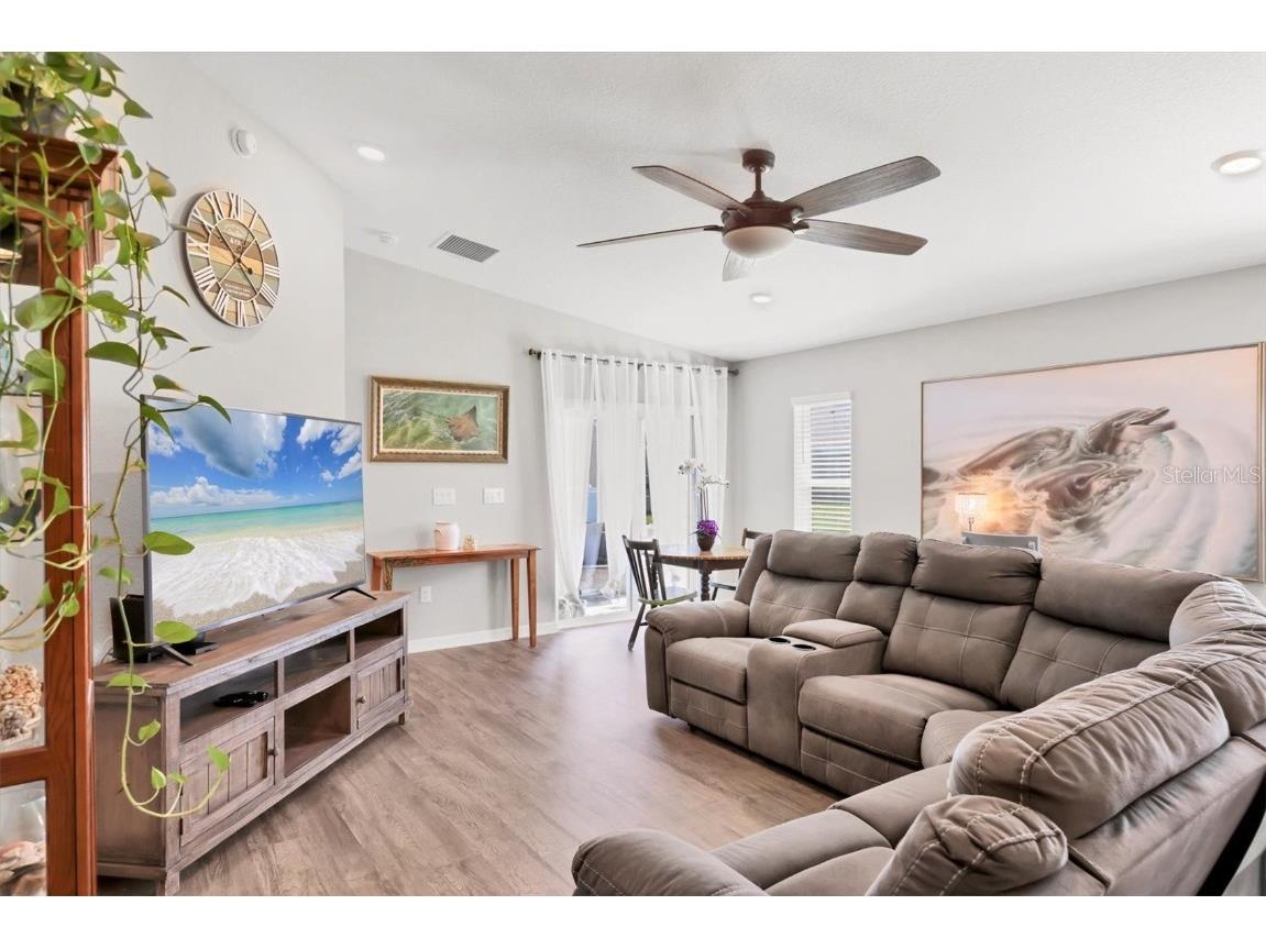 3127 58th Way E Palmetto FL 34221 A4667581 image8