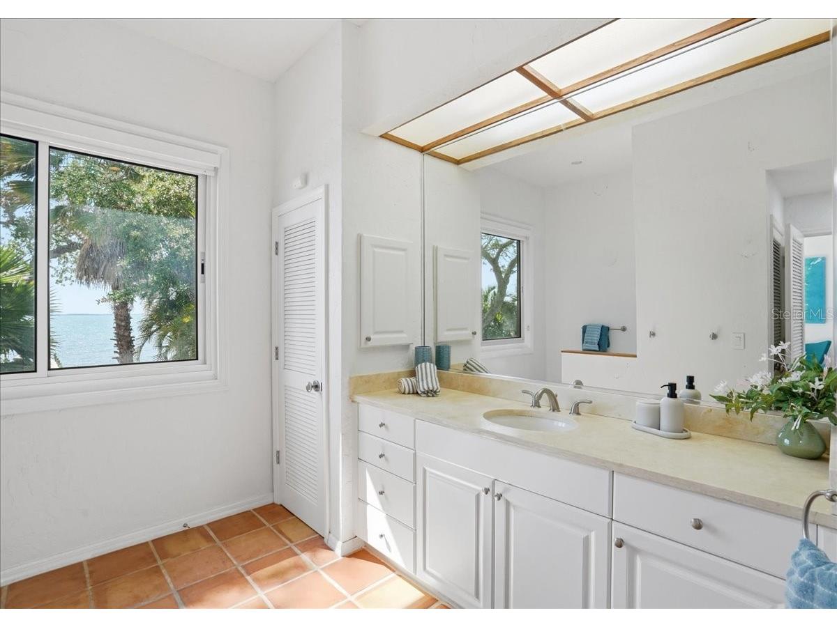 3127 Bay Shore Road Sarasota FL 34234 A4687057 image46