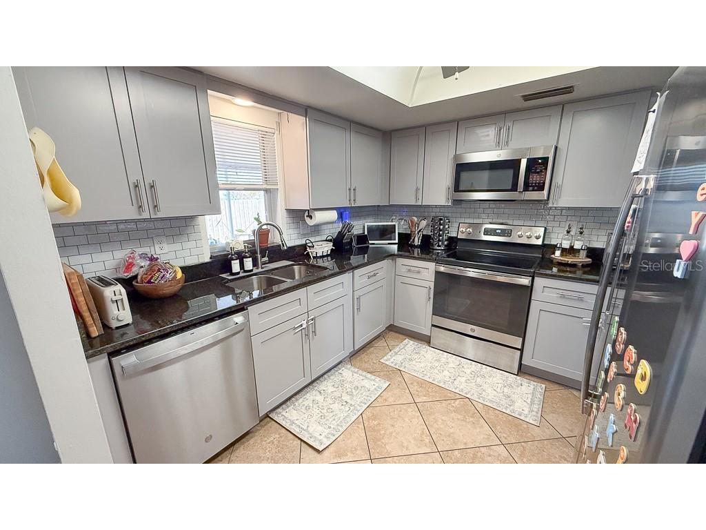 3127 Dole Street Holiday FL 34691 TB8482547 image10