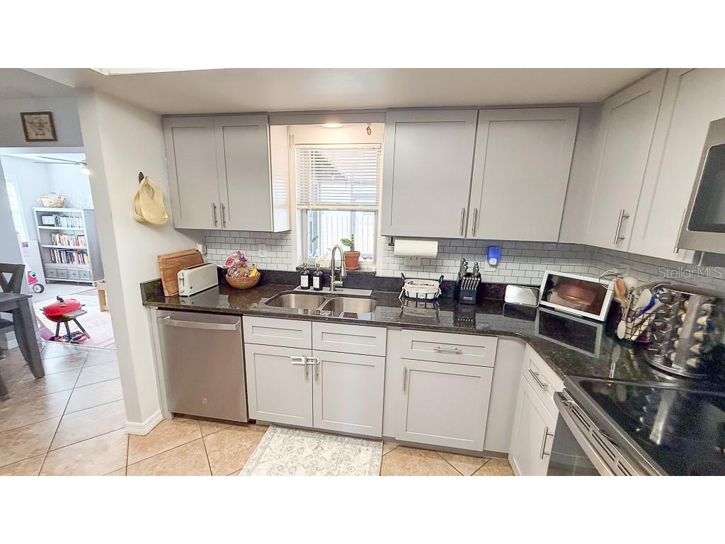 3127 Dole Street Holiday FL 34691 TB8482547 image12