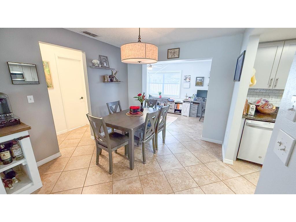 3127 Dole Street Holiday FL 34691 TB8482547 image17