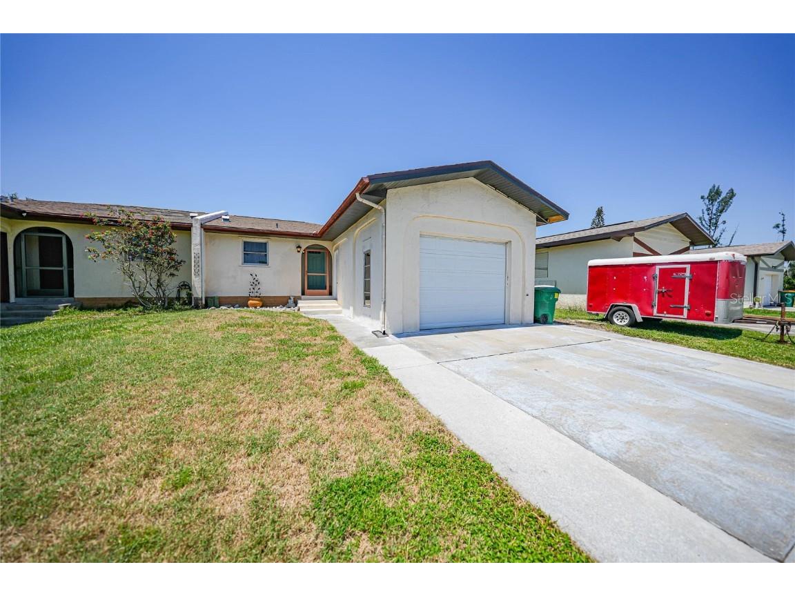 3127 Riverside Drive #B Punta Gorda FL 33950 - BAY HARBOR D6130495 image1