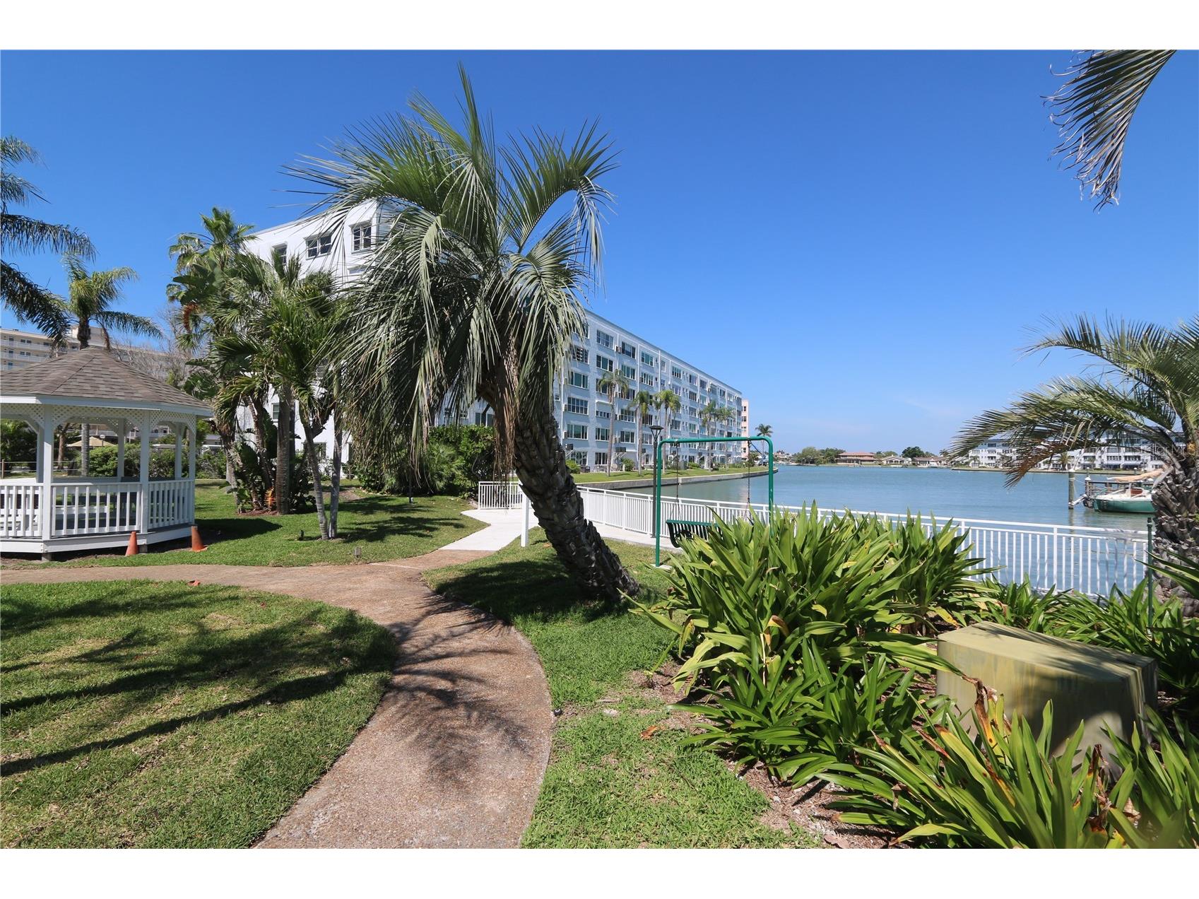 3128 59th Street S #110 Gulfport FL 33707 TB8497304 image8