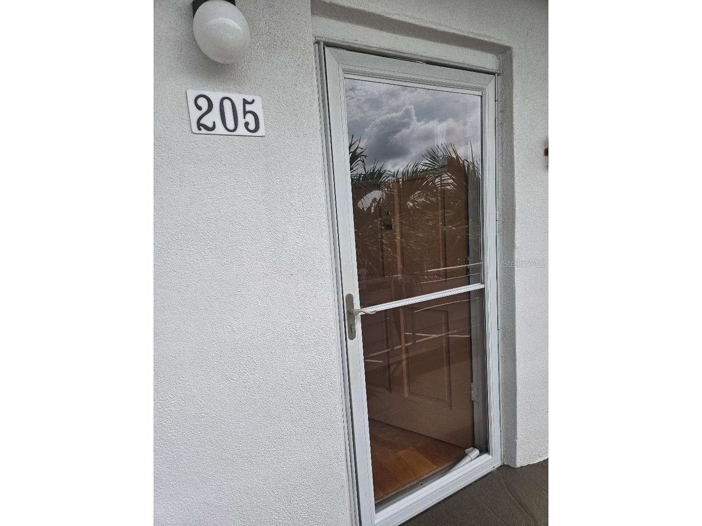 3128 59th Street S #205 Gulfport FL 33707 TB8489352 image1