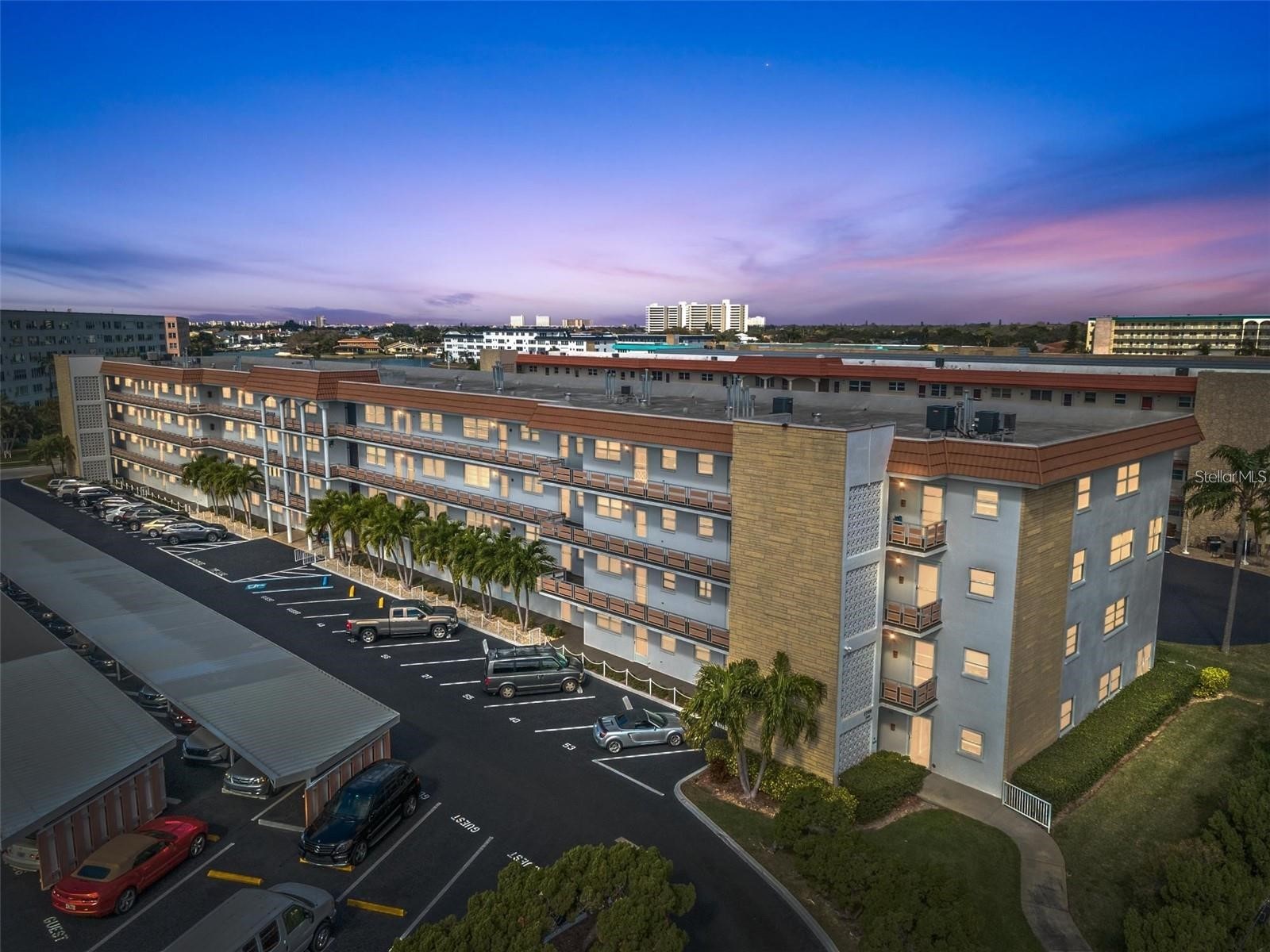 3128 59th Street S #303 Gulfport FL 33707 TB8491595 image1