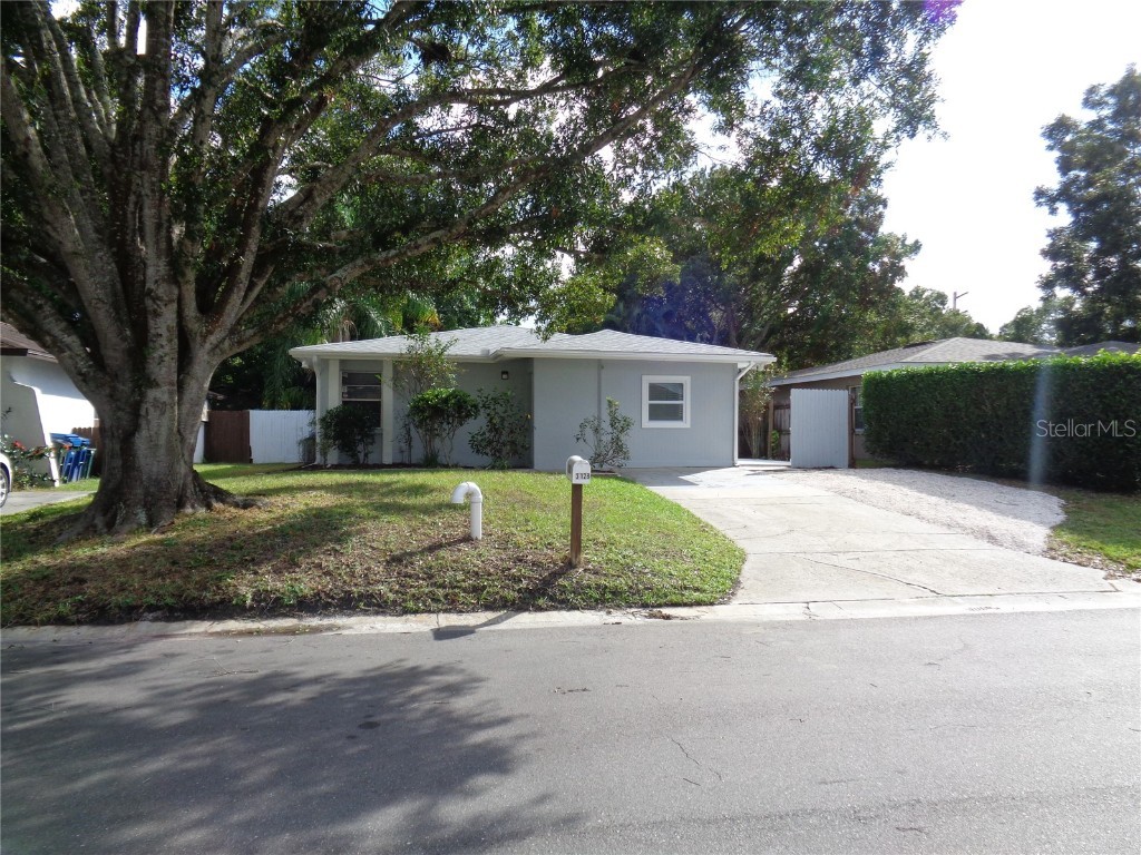 3128 Campbell Street Sarasota FL 34231 A4516545 image1