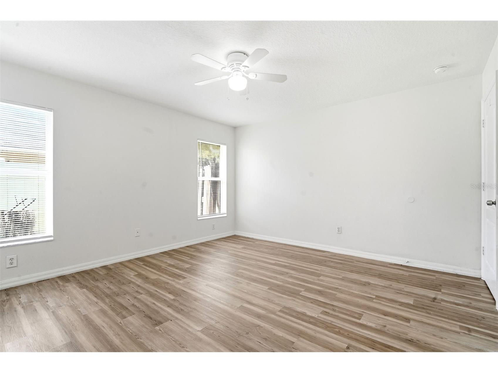 3128 Mango Tree Drive Edgewater FL 32141 V4950209 image18
