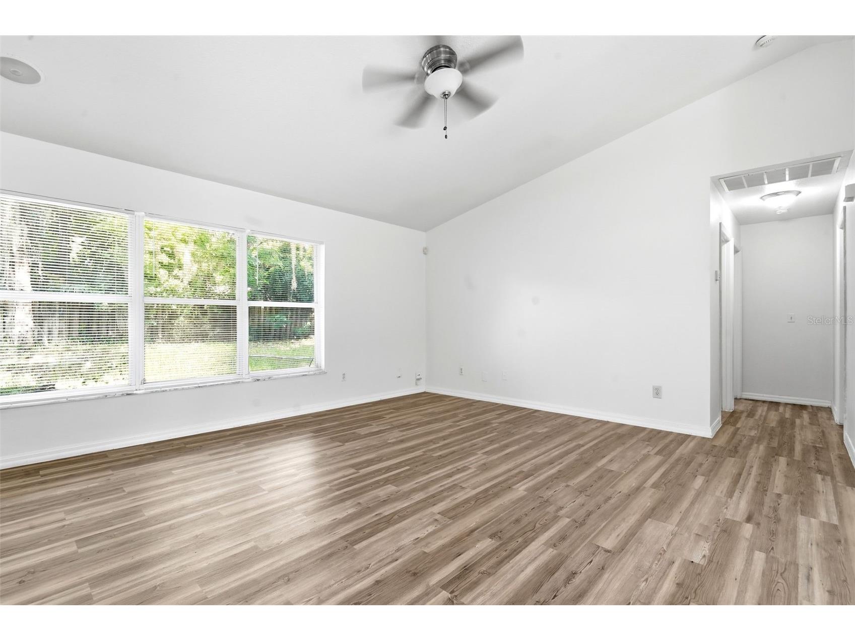 3128 Mango Tree Drive Edgewater FL 32141 V4950209 image2