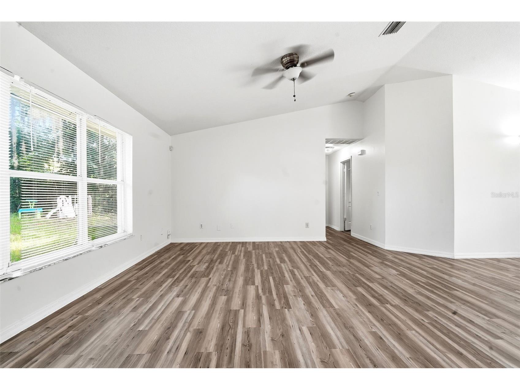 3128 Mango Tree Drive Edgewater FL 32141 V4950209 image3