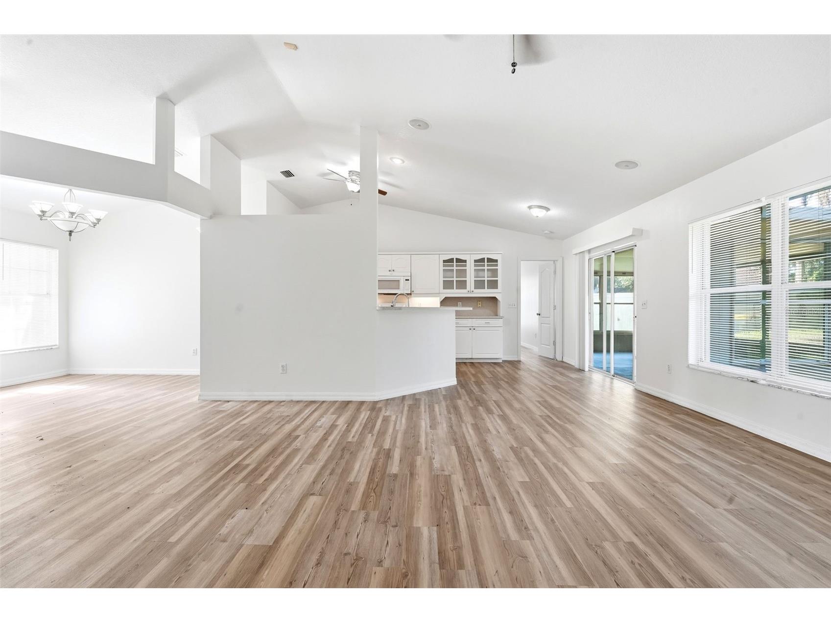3128 Mango Tree Drive Edgewater FL 32141 V4950209 image5