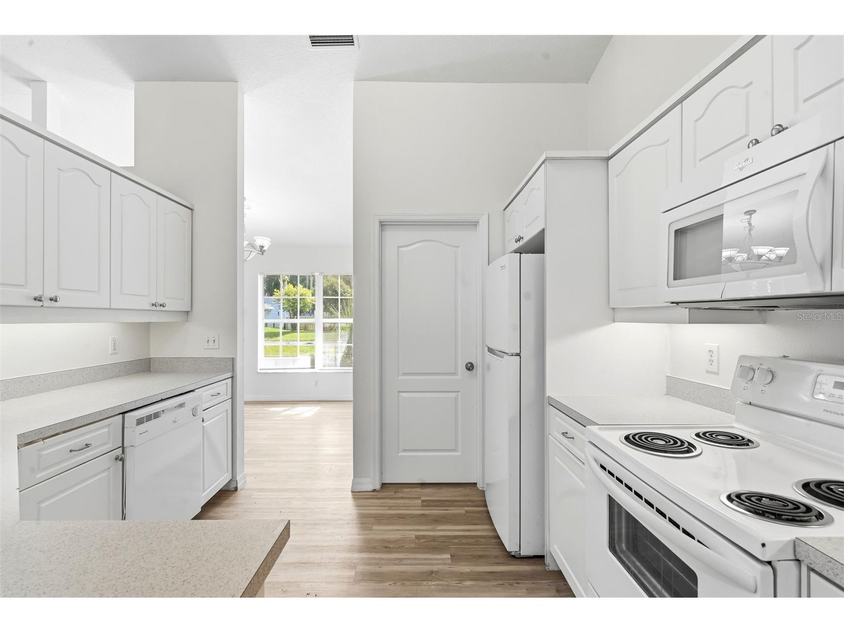3128 Mango Tree Drive Edgewater FL 32141 V4950209 image9