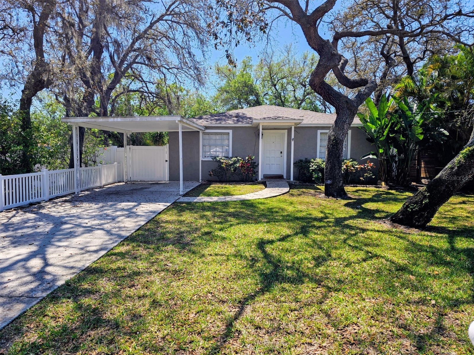3128 W Varn Avenue Tampa FL 33611 TB8507451 image1
