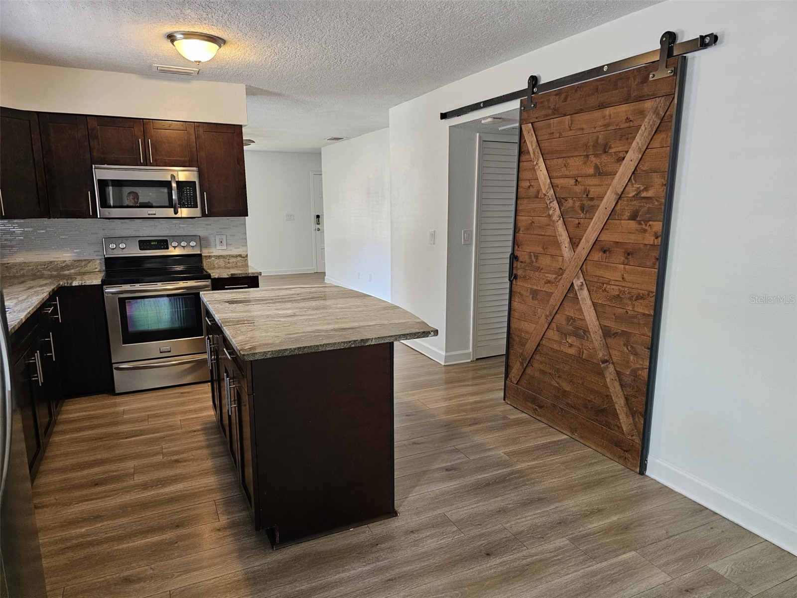 3128 W Varn Avenue Tampa FL 33611 TB8507451 image10