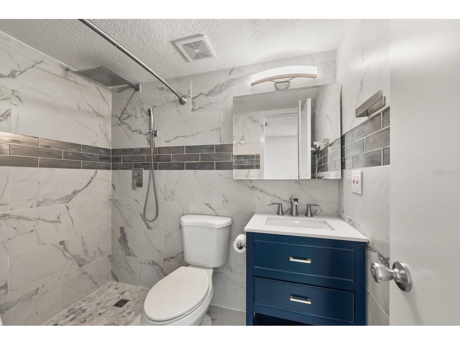 3128 W Varn Avenue Tampa FL 33611 TB8507451 image24