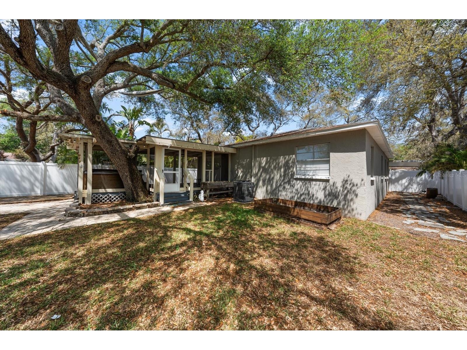 3128 W Varn Avenue Tampa FL 33611 TB8507451 image36