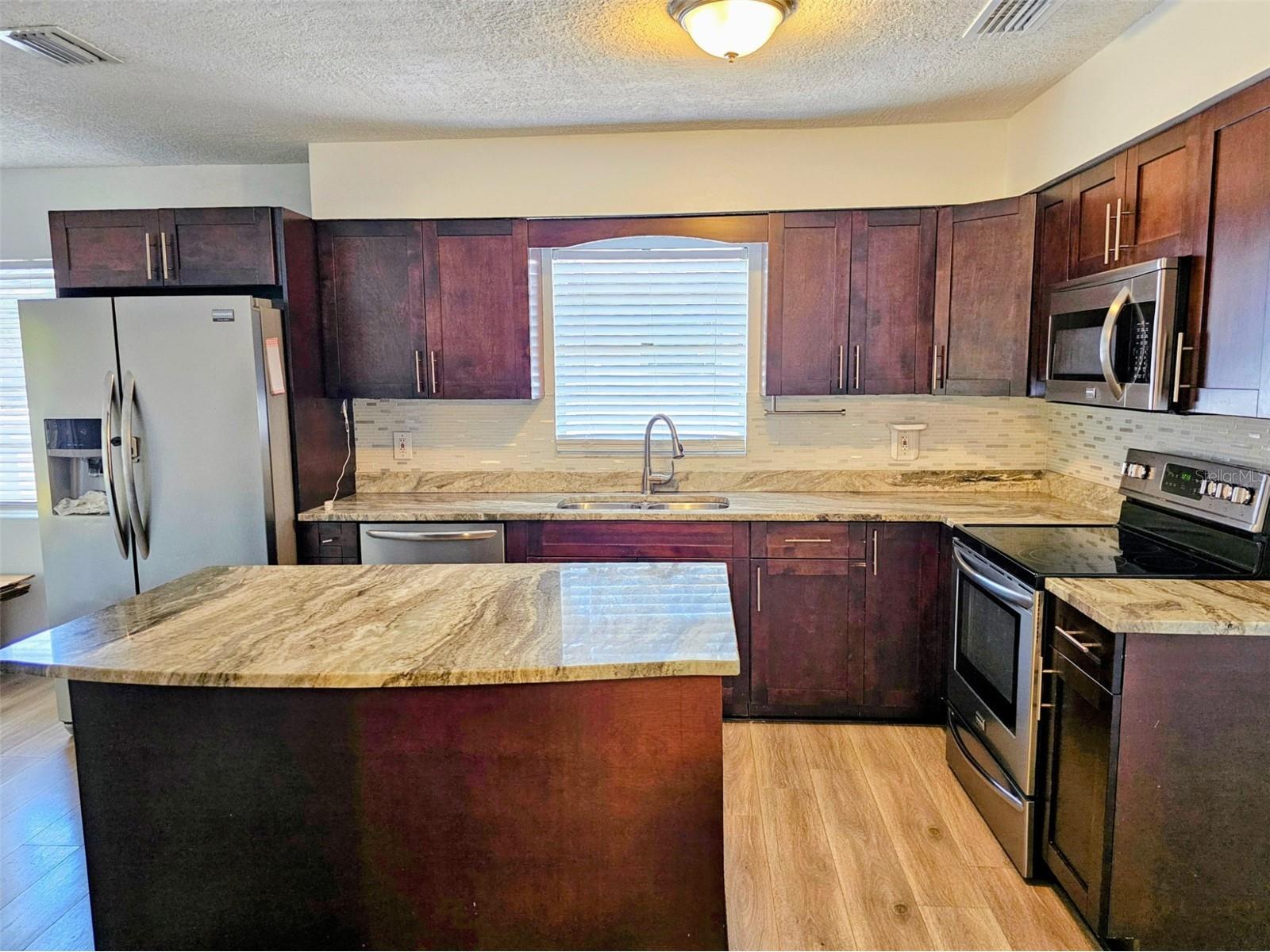 3128 W Varn Avenue Tampa FL 33611 TB8507451 image6