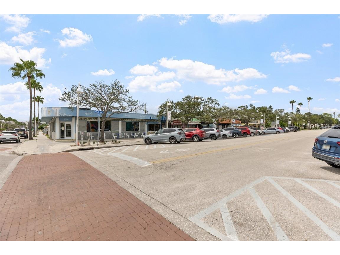 3129 E Beach Boulevard S Gulfport FL 33707 TB8427141 image13