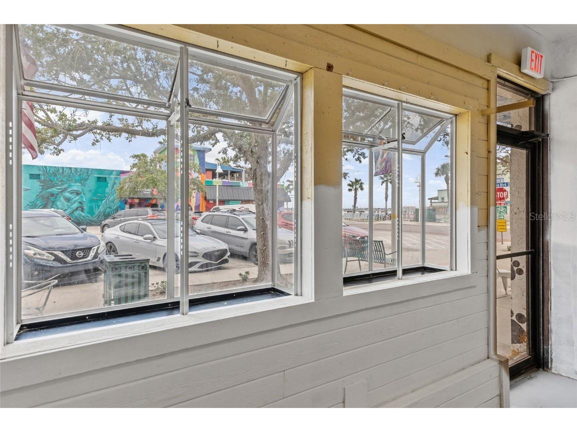 3129 E Beach Boulevard S Gulfport FL 33707 TB8427141 image22