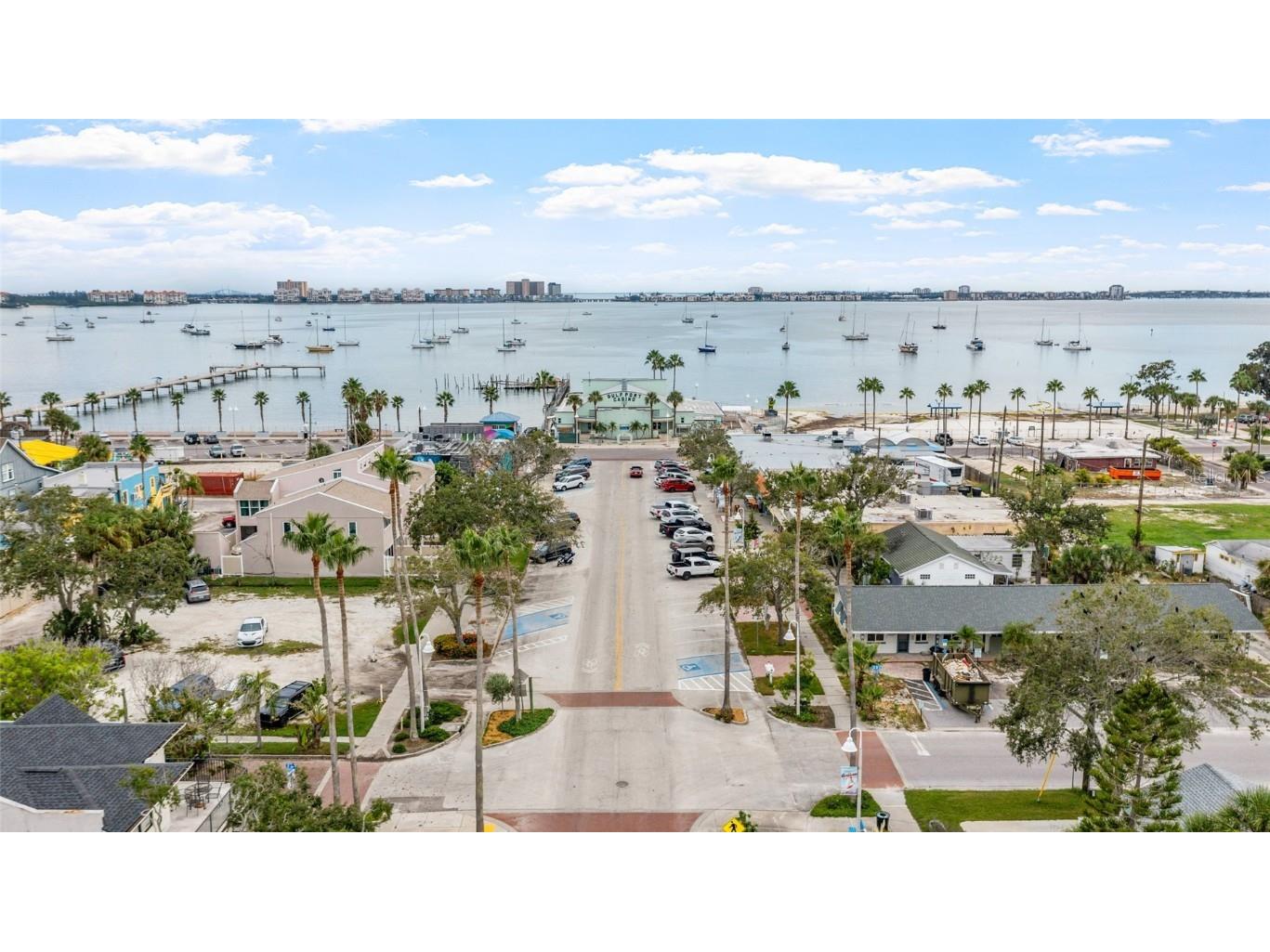 3129 E Beach Boulevard S Gulfport FL 33707 TB8427141 image5