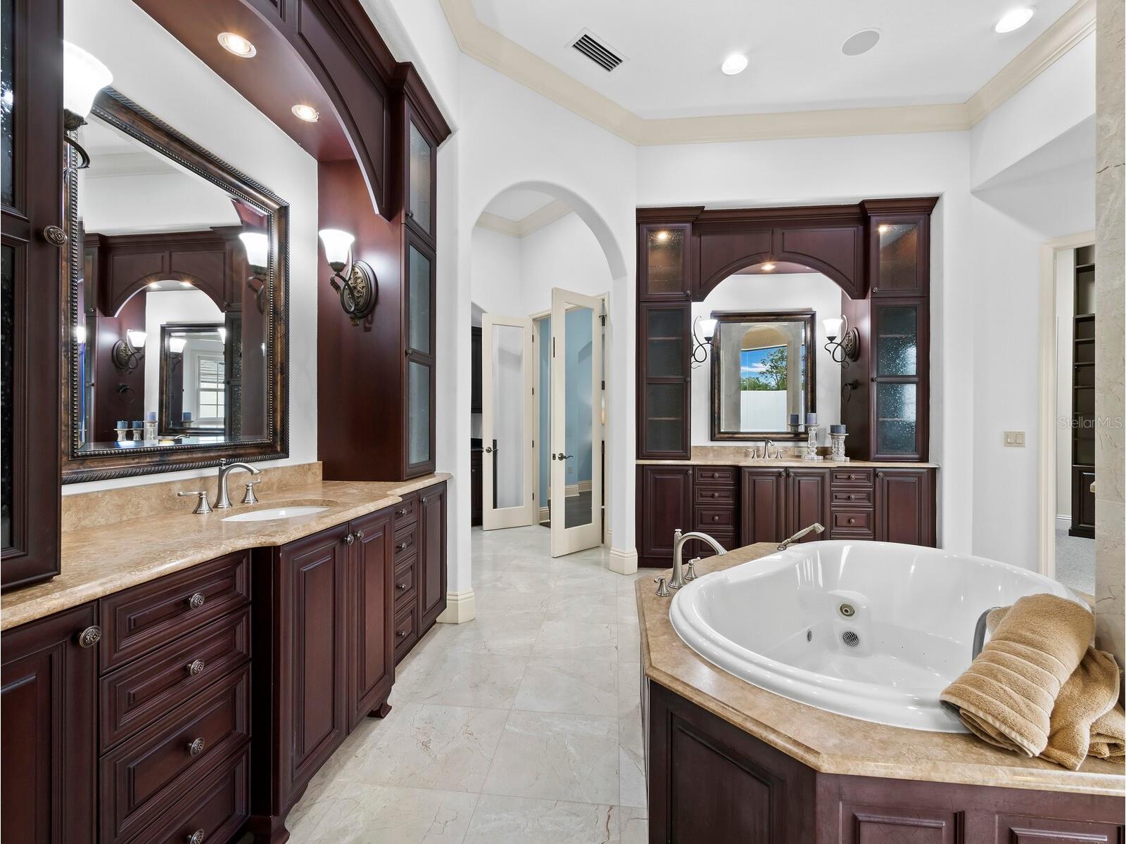 3129 Founders Club Drive Sarasota FL 34240 A4689202 image31