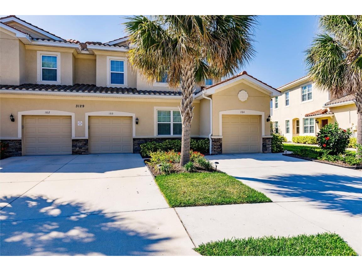 3129 Oriole Drive #104 Sarasota FL 34243 A4609822 image1
