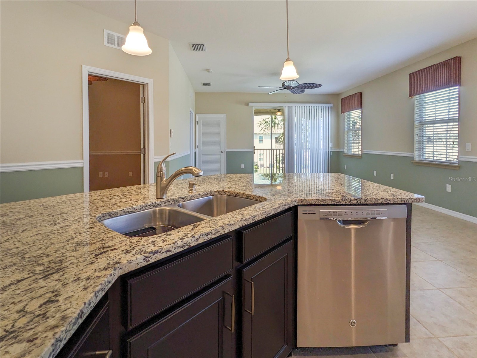 3129 Oriole Drive #104 Sarasota FL 34243 A4682984 image13