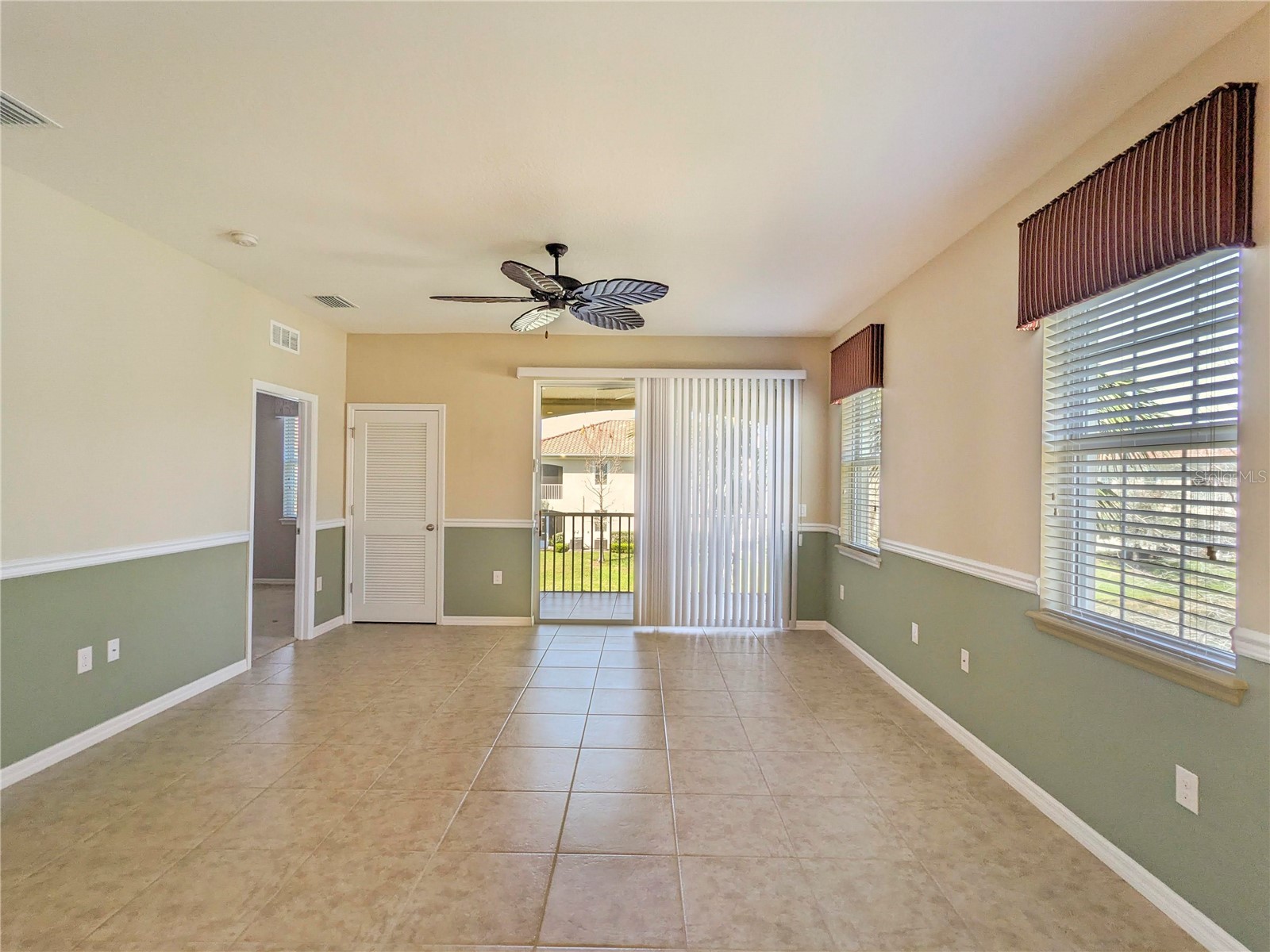 3129 Oriole Drive #104 Sarasota FL 34243 A4682984 image15