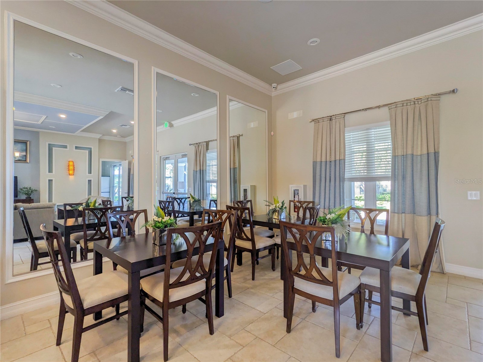 3129 Oriole Drive #104 Sarasota FL 34243 A4682984 image39