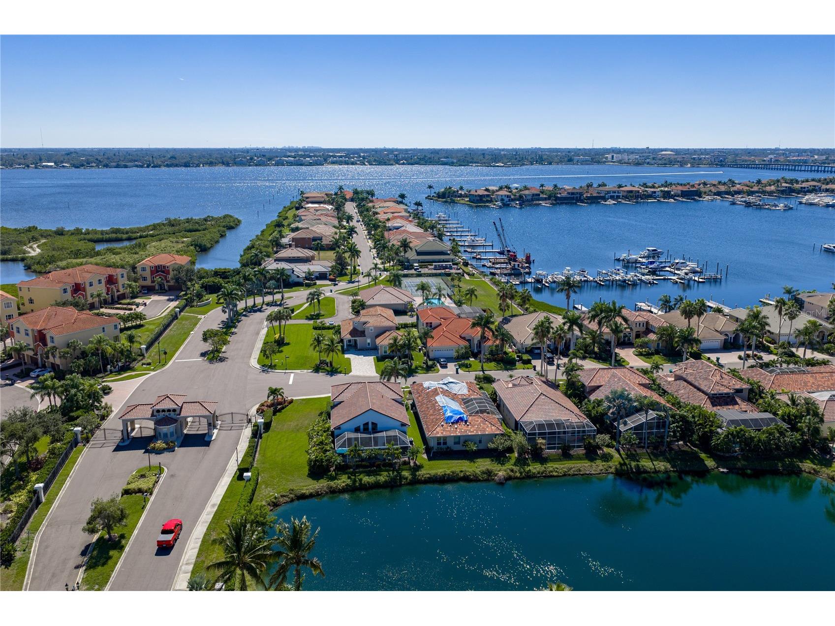 313 10th Avenue E Palmetto FL 34221 TB8444678 image4