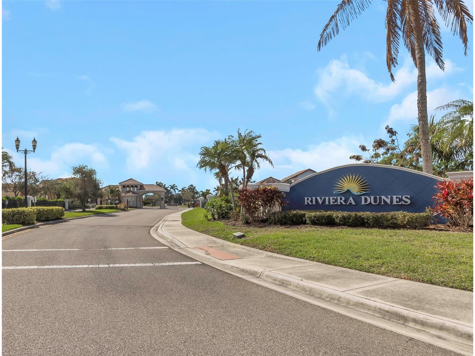 313 10th Avenue E Palmetto FL 34221 TB8444678 image70