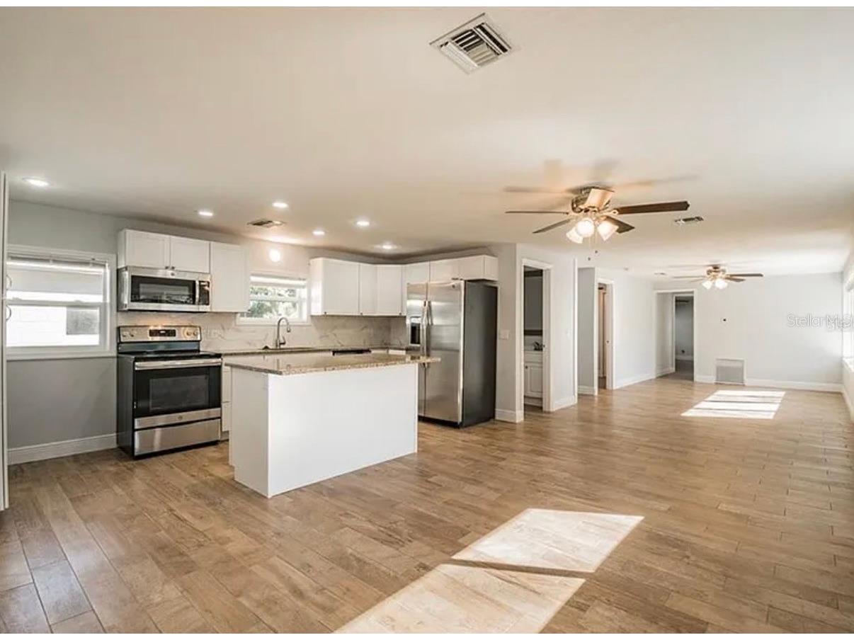 313 24th Avenue E Bradenton FL 34208 TB8510485 image6