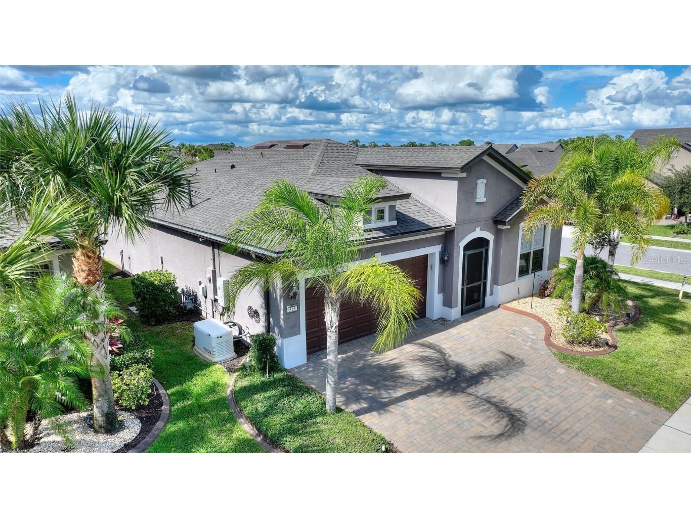 313 Almansa Street Davenport FL 33837 S5107277 image1