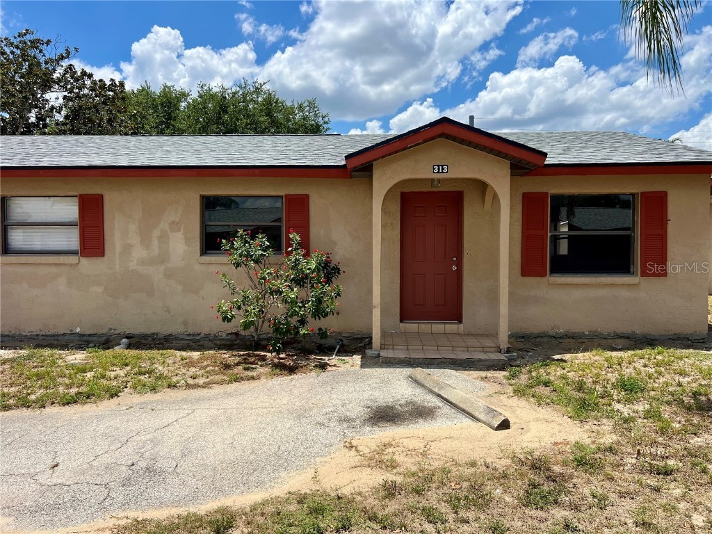 313 Blanco Court Avon Park FL 33825 O6214842 image1