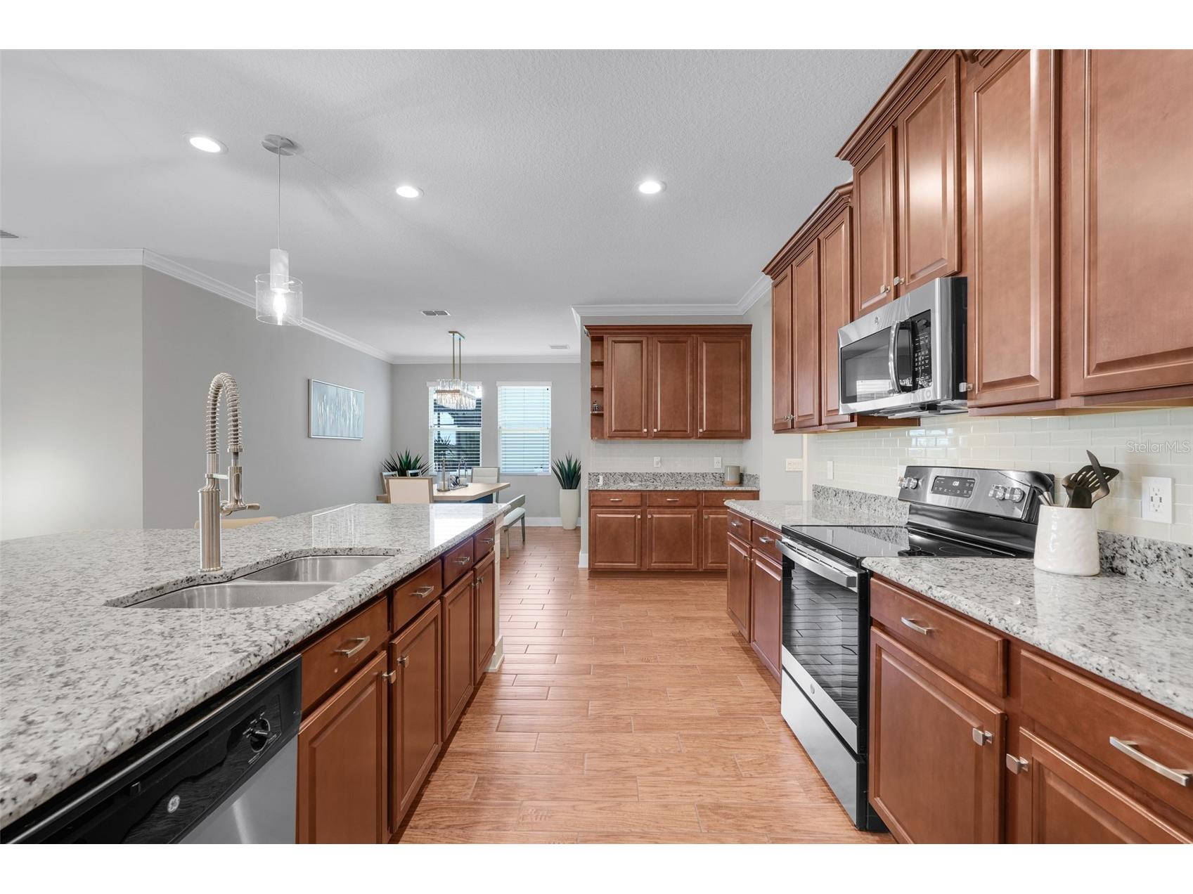 313 Blue Cypress Drive Groveland FL 34736 - LAKE MEMORY G5102294 image6