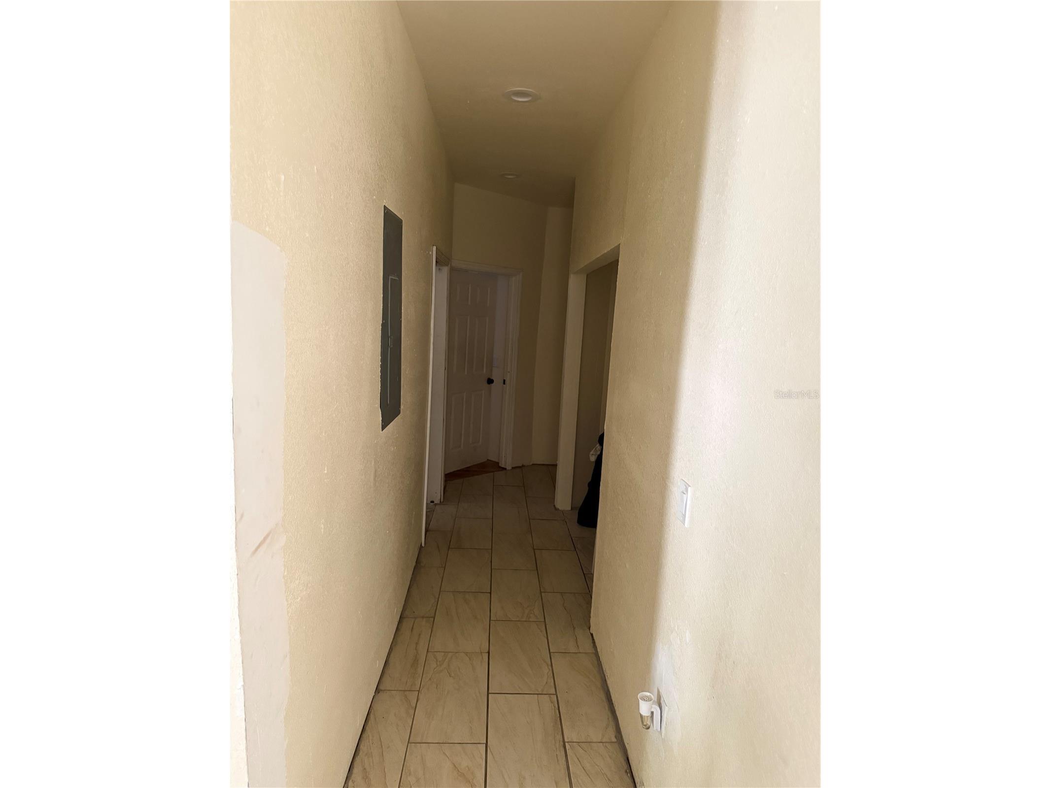 313 E Washington Street Avon Park FL 33825 TB8463993 image13