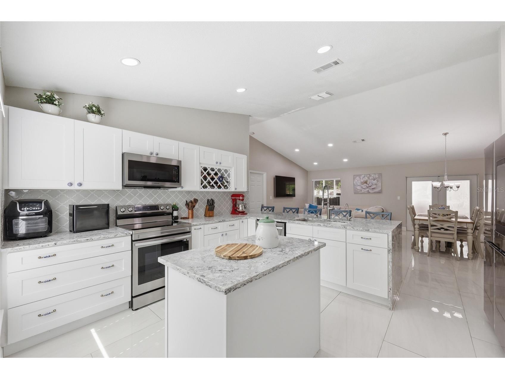 313 Foggy Creek Road Davenport FL 33837 TB8511704 image17
